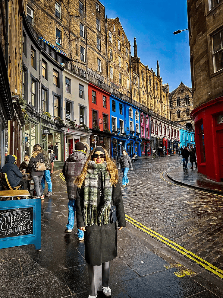 The colourful street of Victoria Street Edinburgh
