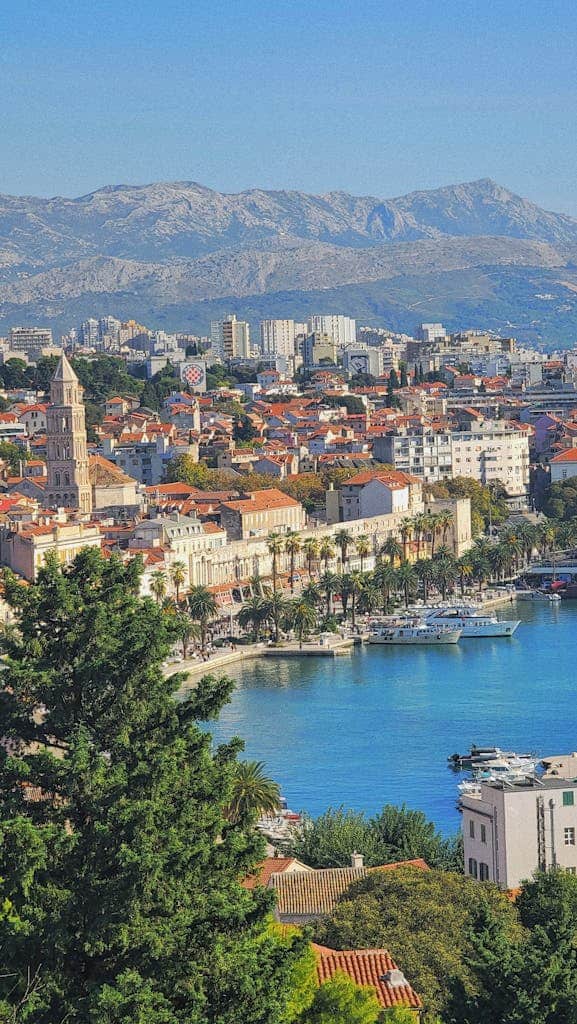 Beautiful panoramic view of Split, Croatia, showcasing the Dalmatian coastline and historic architecture.